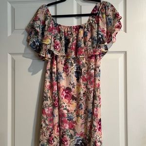 Off the shoulder floral dress. Large